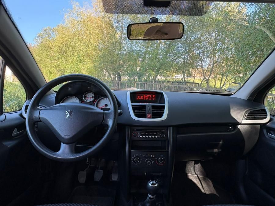 peugeot-207-2010-diesel-1398cc