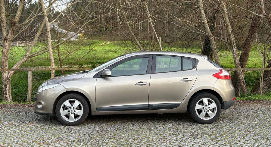 renault-megane-2010-diesel-1461cc