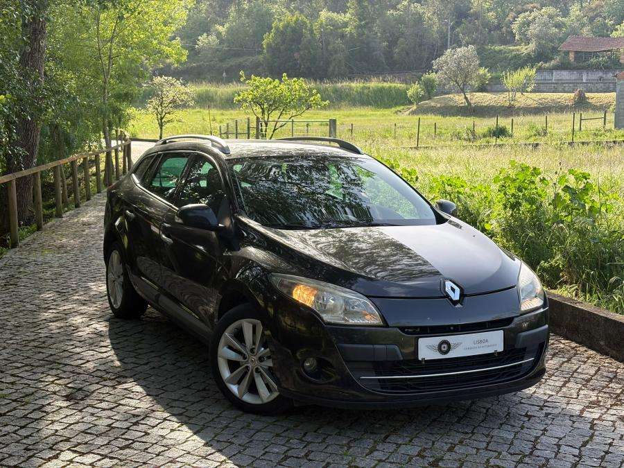 renault-megane-sport-tourer-2010-diesel-1461cc