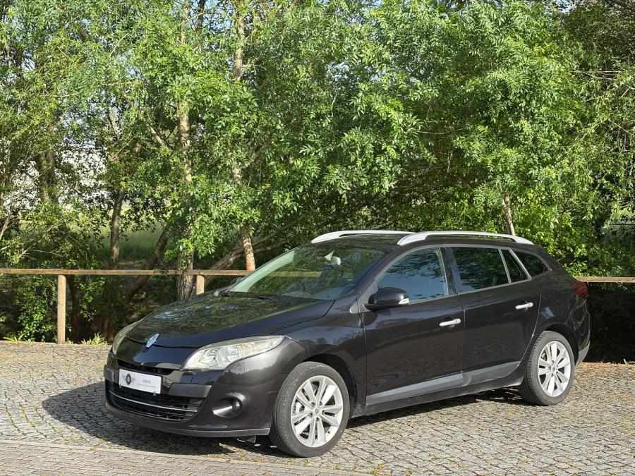 renault-megane-sport-tourer-2010-diesel-1461cc