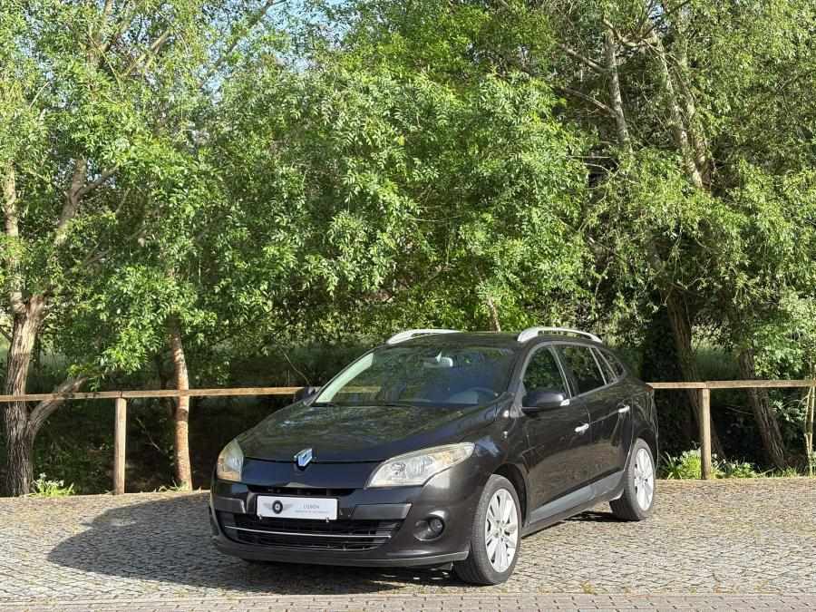 renault-megane-sport-tourer-2010-diesel-1461cc
