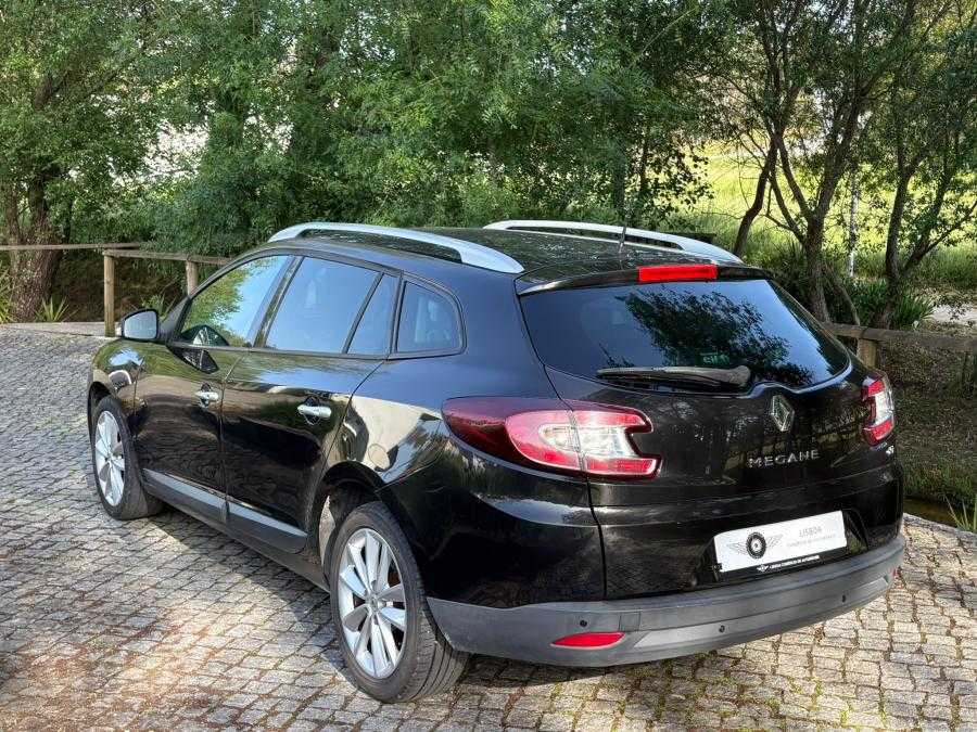 renault-megane-sport-tourer-2010-diesel-1461cc