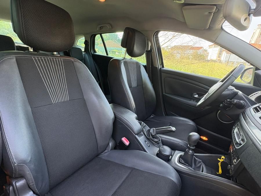 renault-megane-sport-tourer-2010-diesel-1461cc