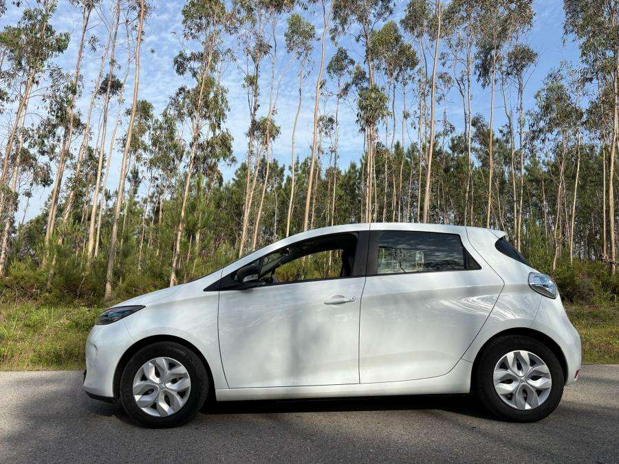 renault-zoe-2018-eletrico-0cc