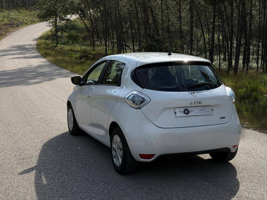 renault-zoe-2018-eletrico-0cc