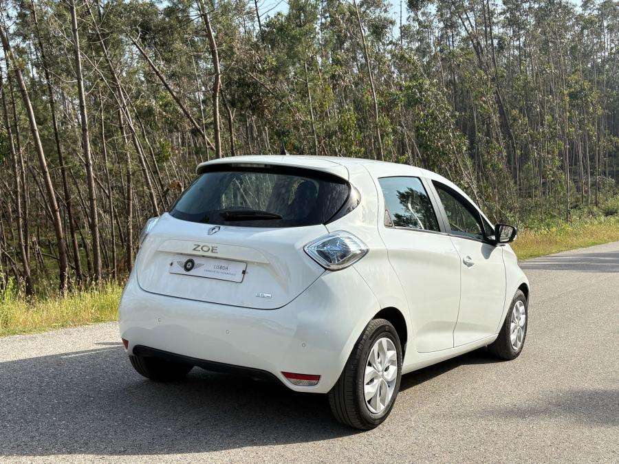 renault-zoe-2018-eletrico-0cc