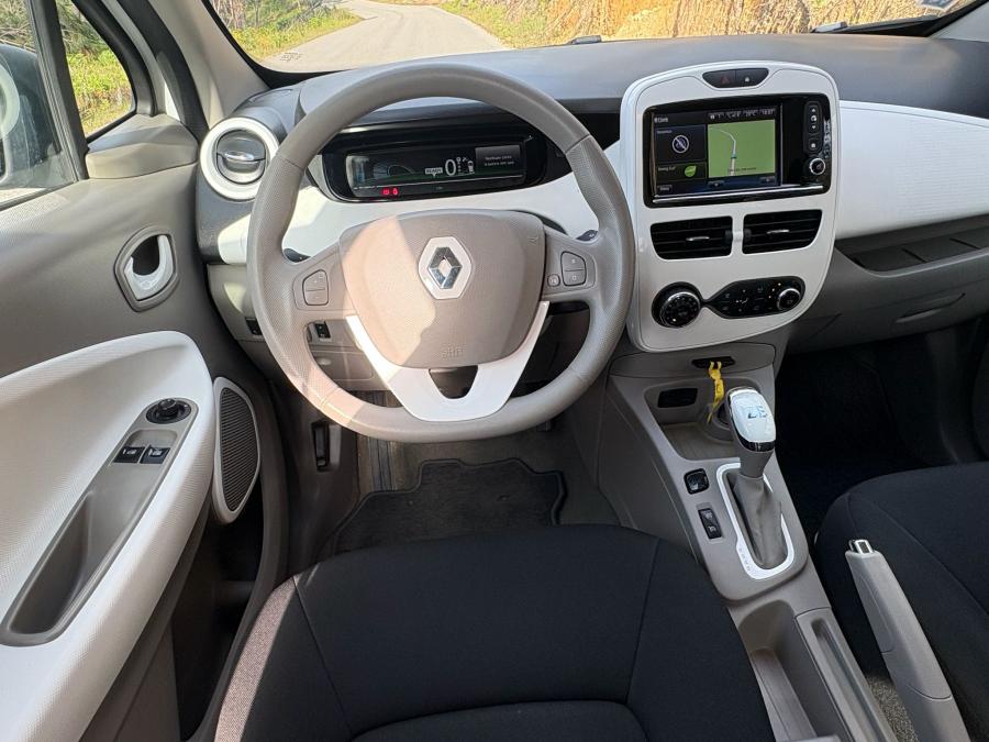renault-zoe-2018-eletrico-0cc
