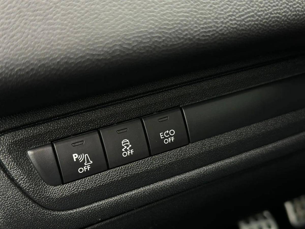 peugeot-208-2012-diesel-1560cc
