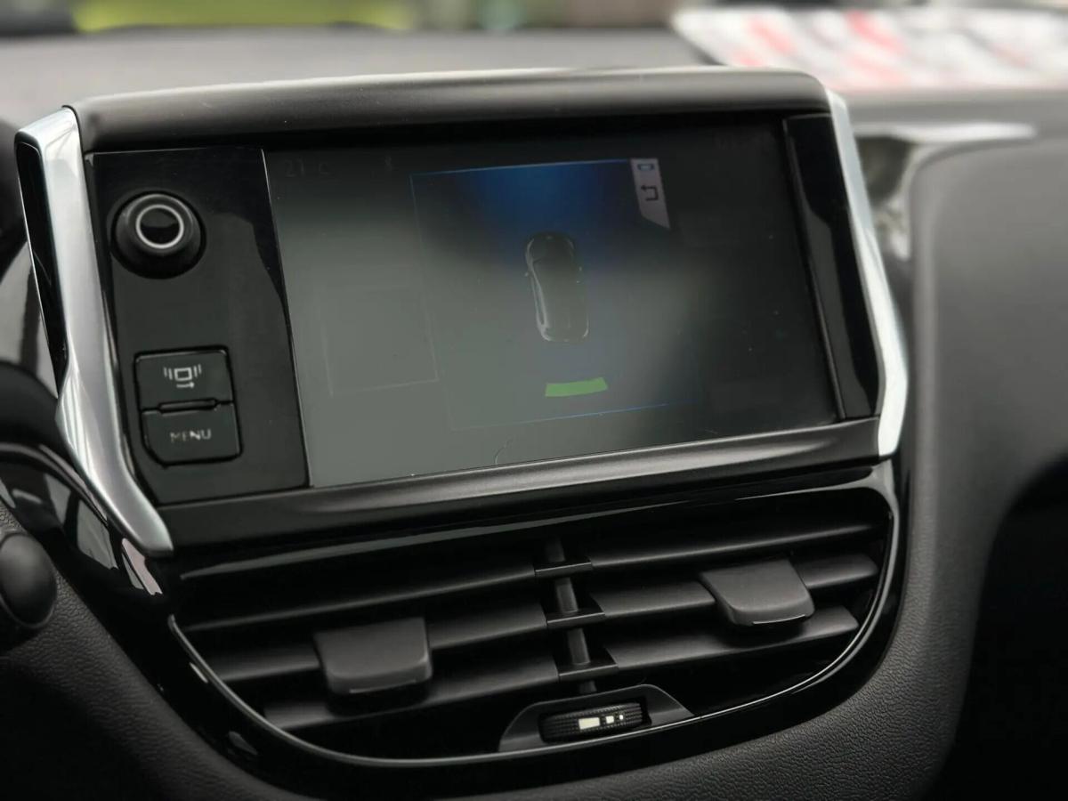 peugeot-208-2012-diesel-1560cc