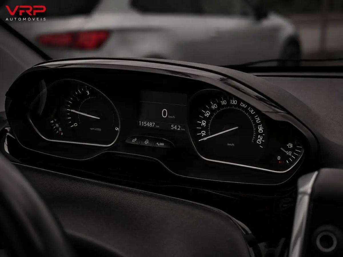 peugeot-208-2012-diesel-1560cc