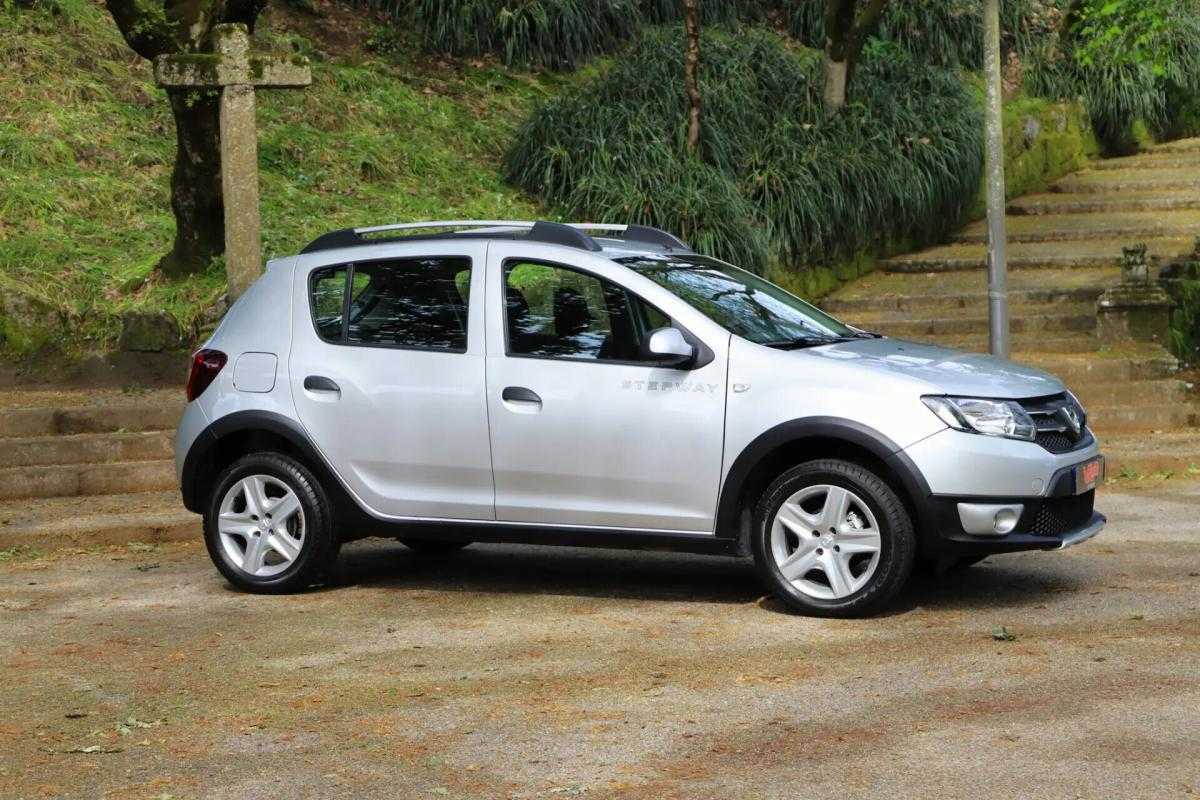 dacia-sandero-2014-gasolina-898cc