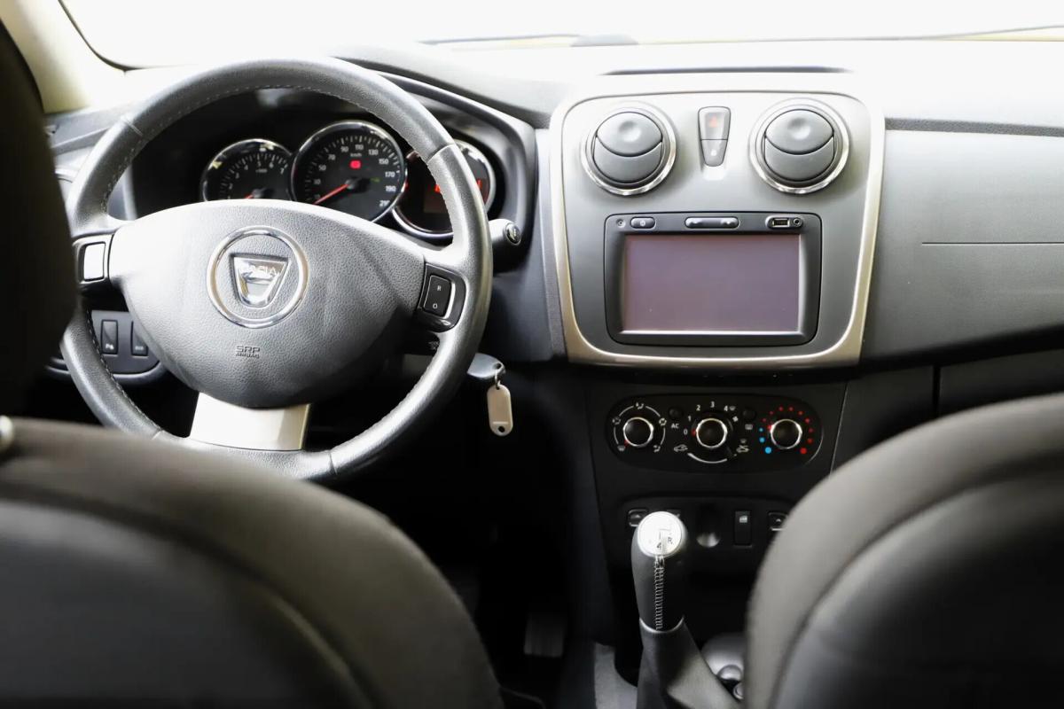 dacia-sandero-2014-gasolina-898cc