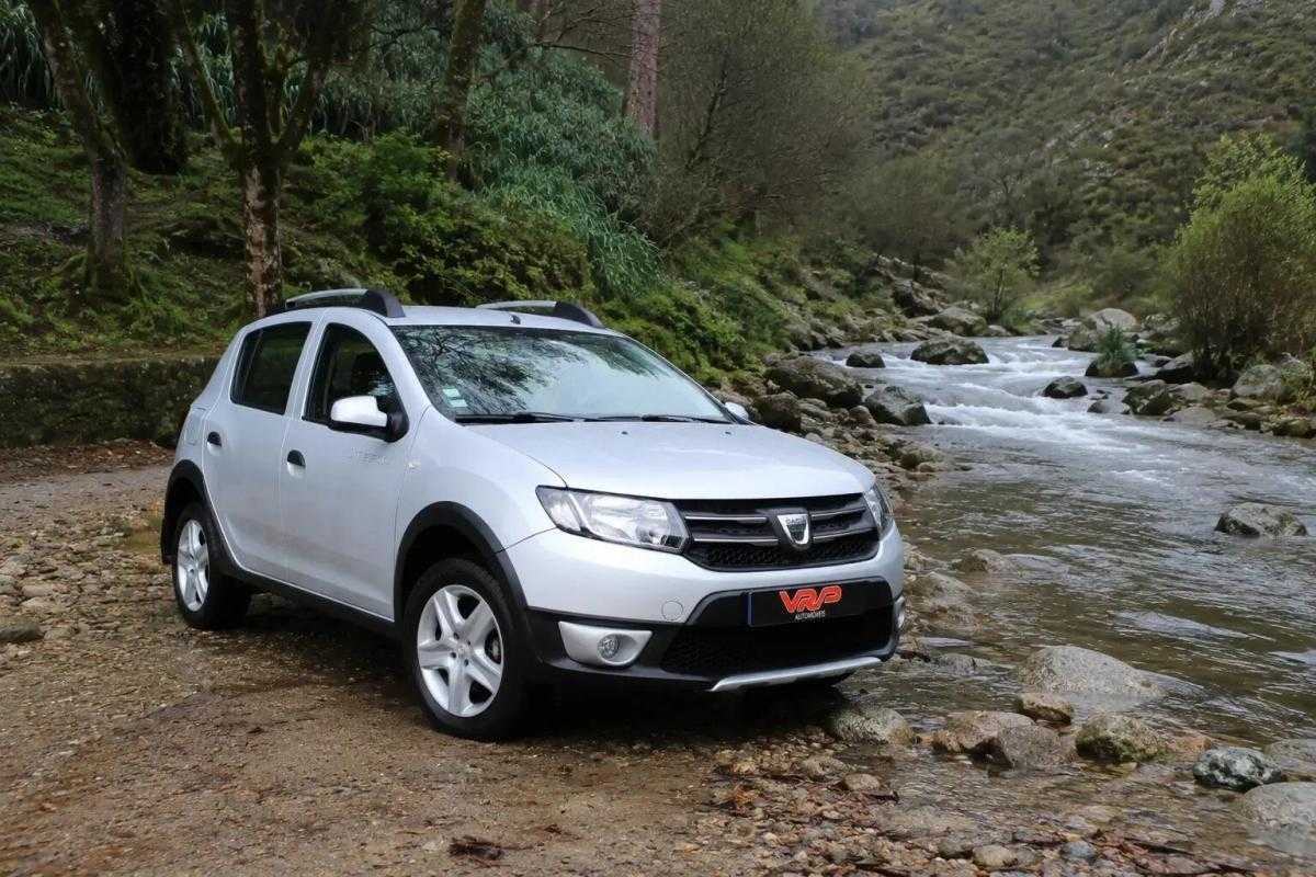dacia-sandero-2014-gasolina-898cc