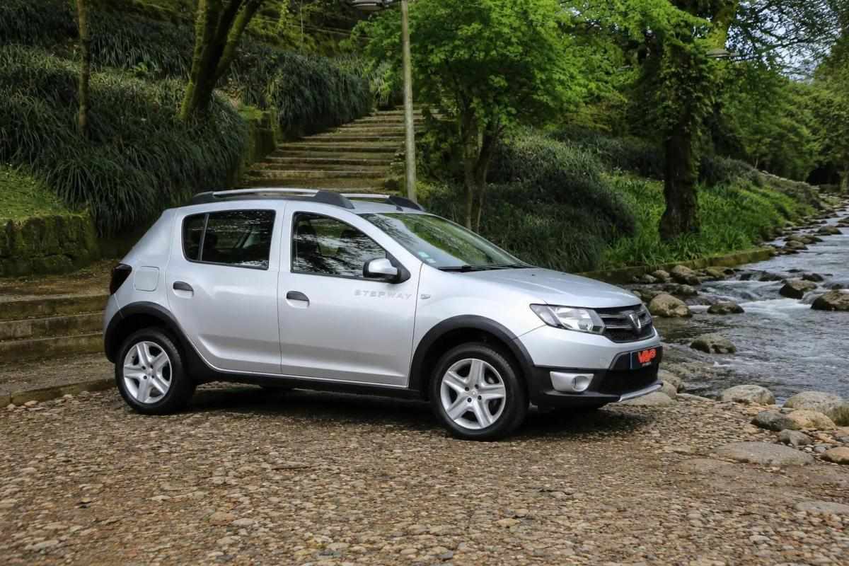 dacia-sandero-2014-gasolina-898cc