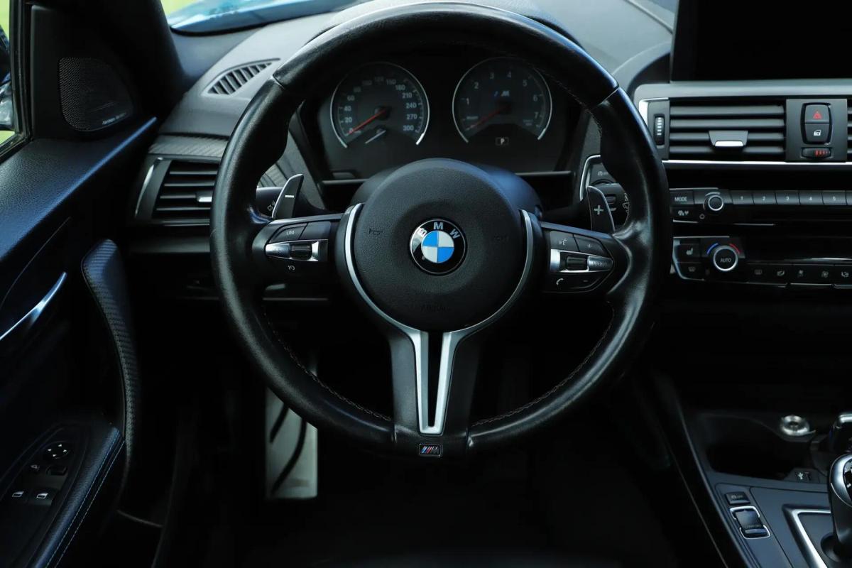 bmw-321-2017-gasolina-2979cc