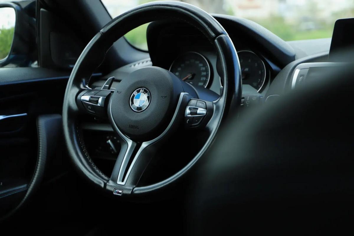 bmw-321-2017-gasolina-2979cc