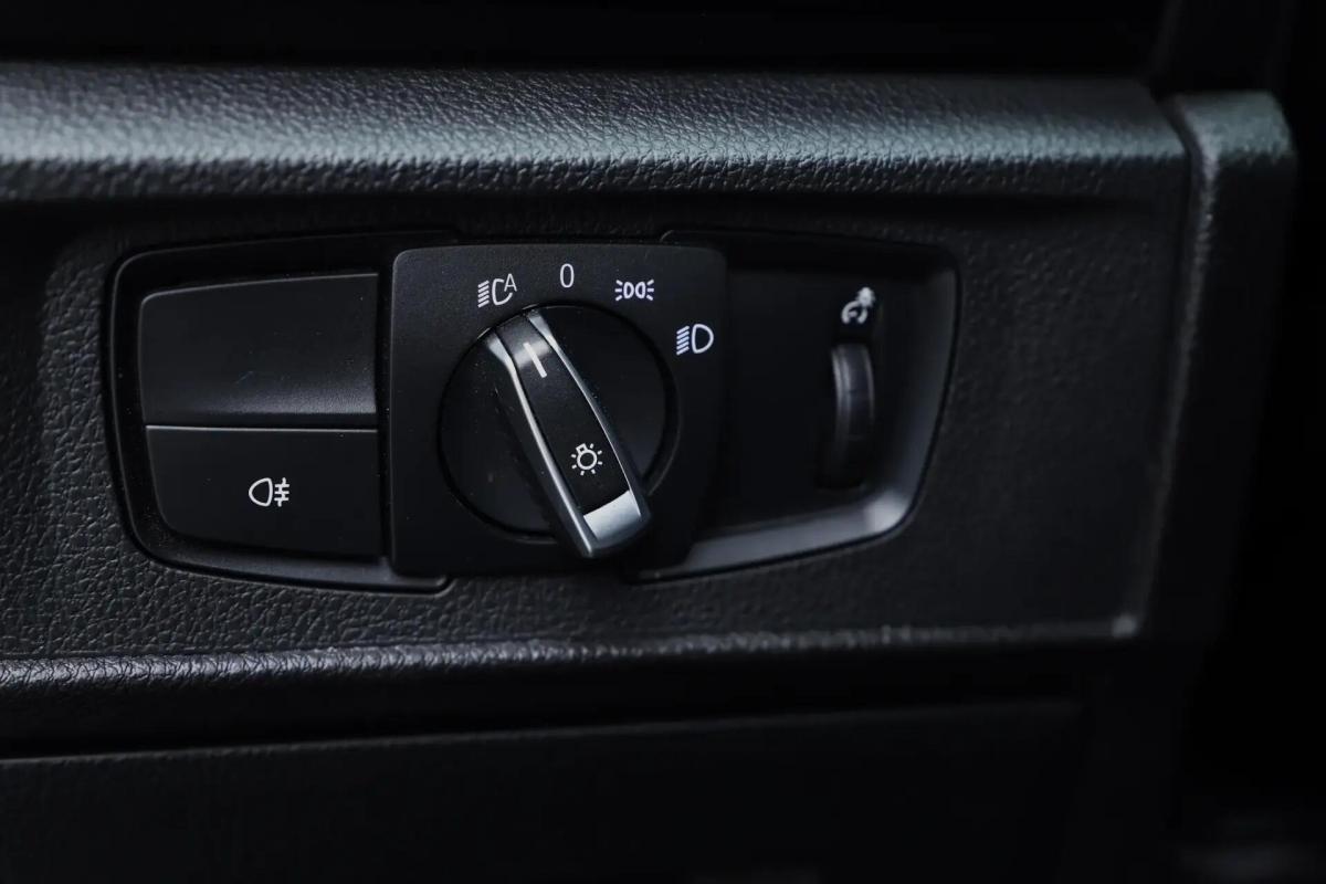 bmw-321-2017-gasolina-2979cc