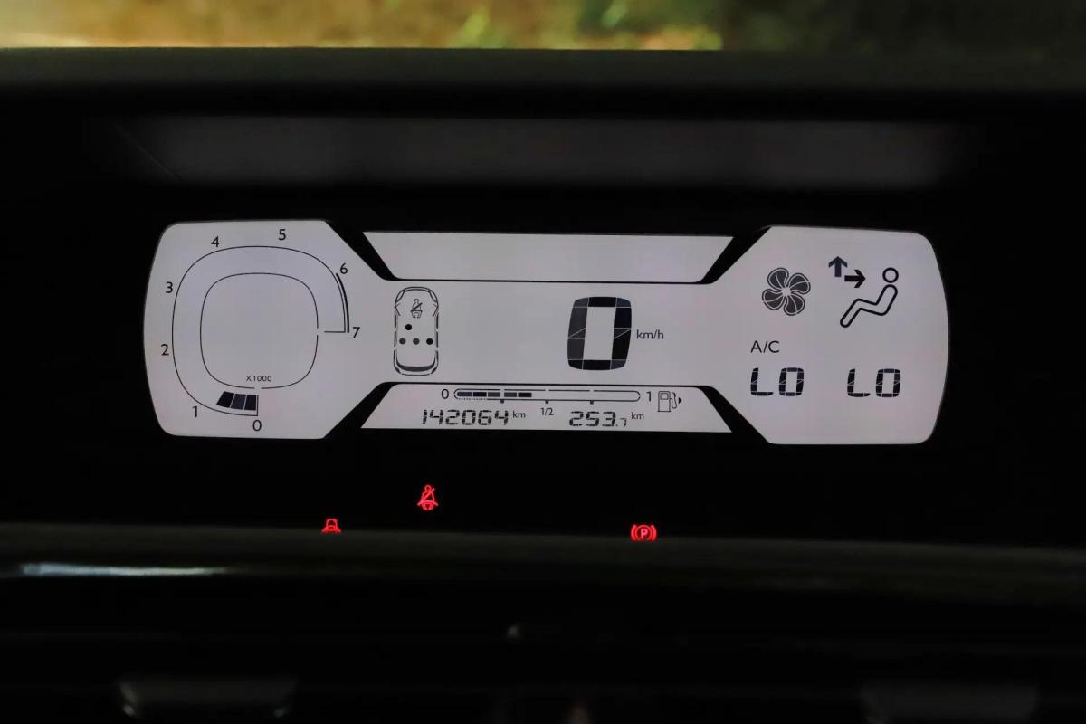 citroen-c4-picasso-2018-gasolina-1199cc