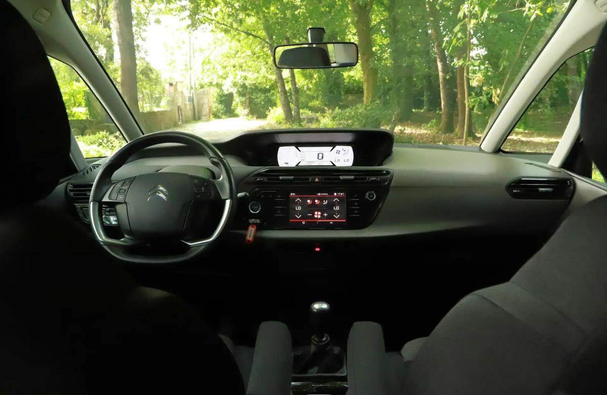 citroen-c4-picasso-2018-gasolina-1199cc