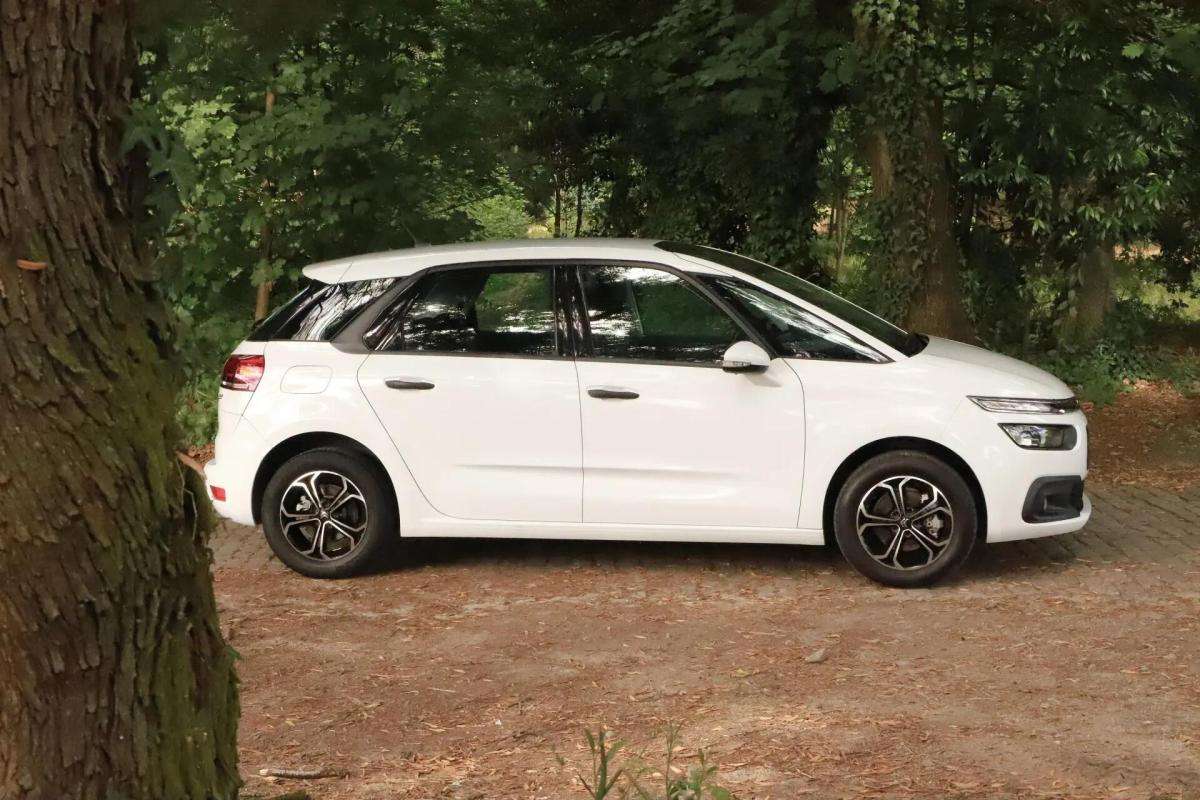 citroen-c4-picasso-2018-gasolina-1199cc