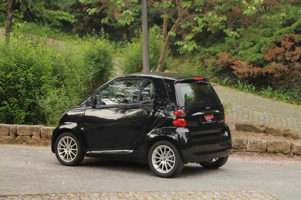 smart-fortwo-2011-diesel-799cc