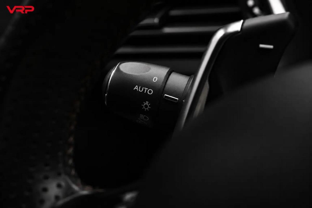 peugeot-308-sw-2018-diesel-1499cc