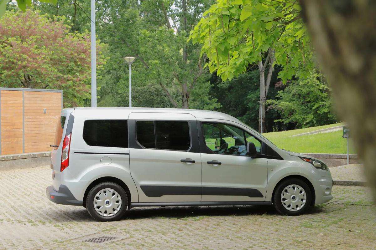 ford-transit-connect-2017-diesel-1498cc