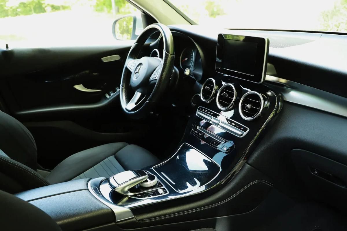 mercedes-benz-glc-2015-diesel-2143cc