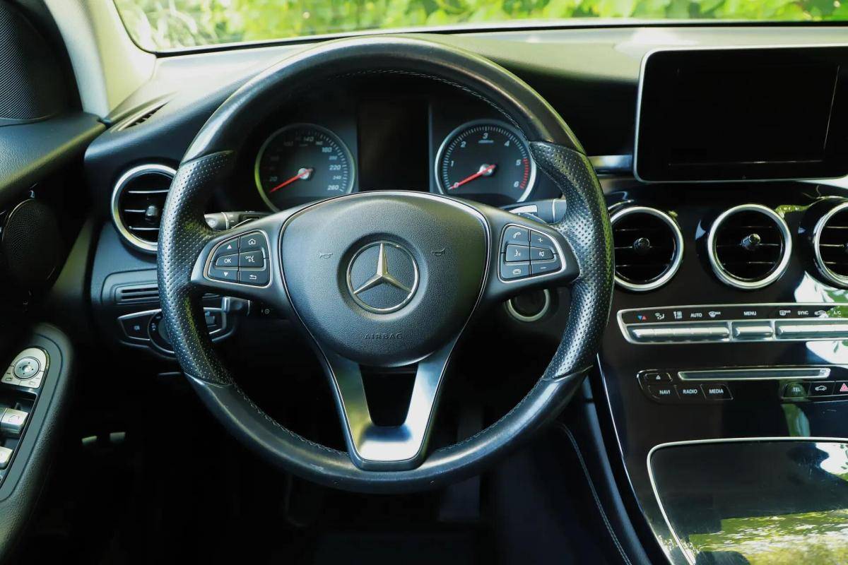 mercedes-benz-glc-2015-diesel-2143cc