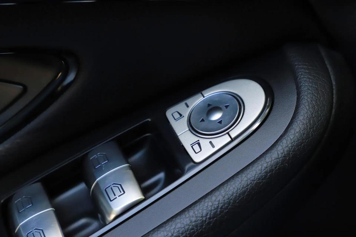 mercedes-benz-glc-2015-diesel-2143cc