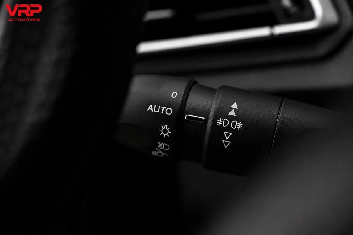 peugeot-308-sw-2015-diesel-1997cc