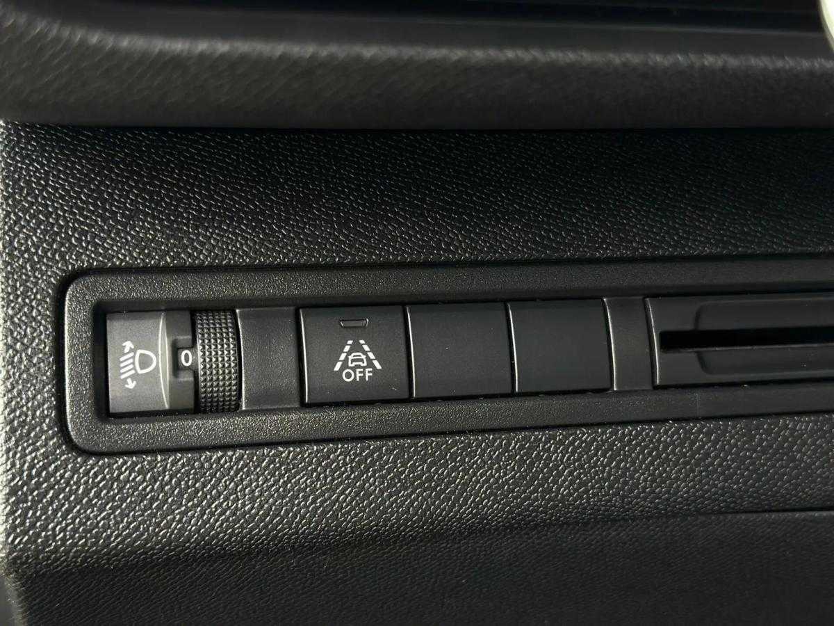 peugeot-3008-2021-diesel-1499cc