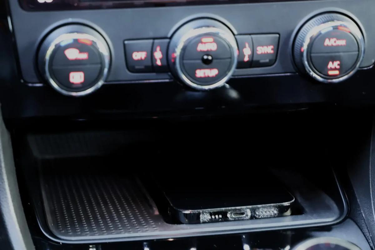seat-leon-2018-diesel-1968cc
