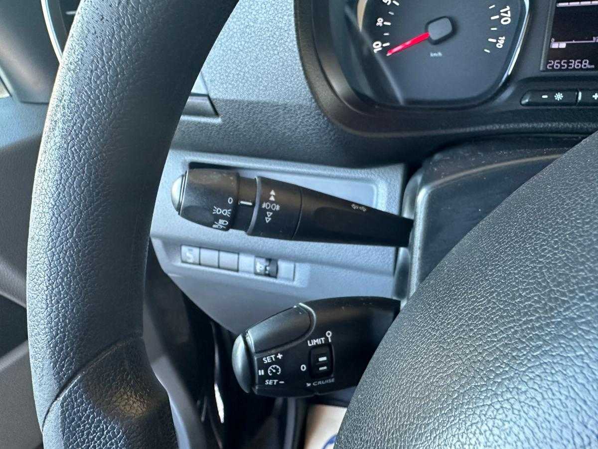 citroen-jumpy-2017-diesel-1560cc
