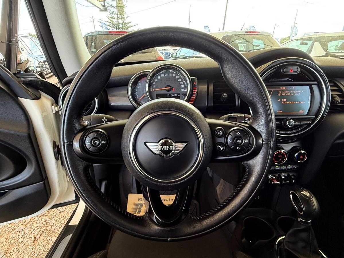 mini-cooper-2018-gasolina-1499cc