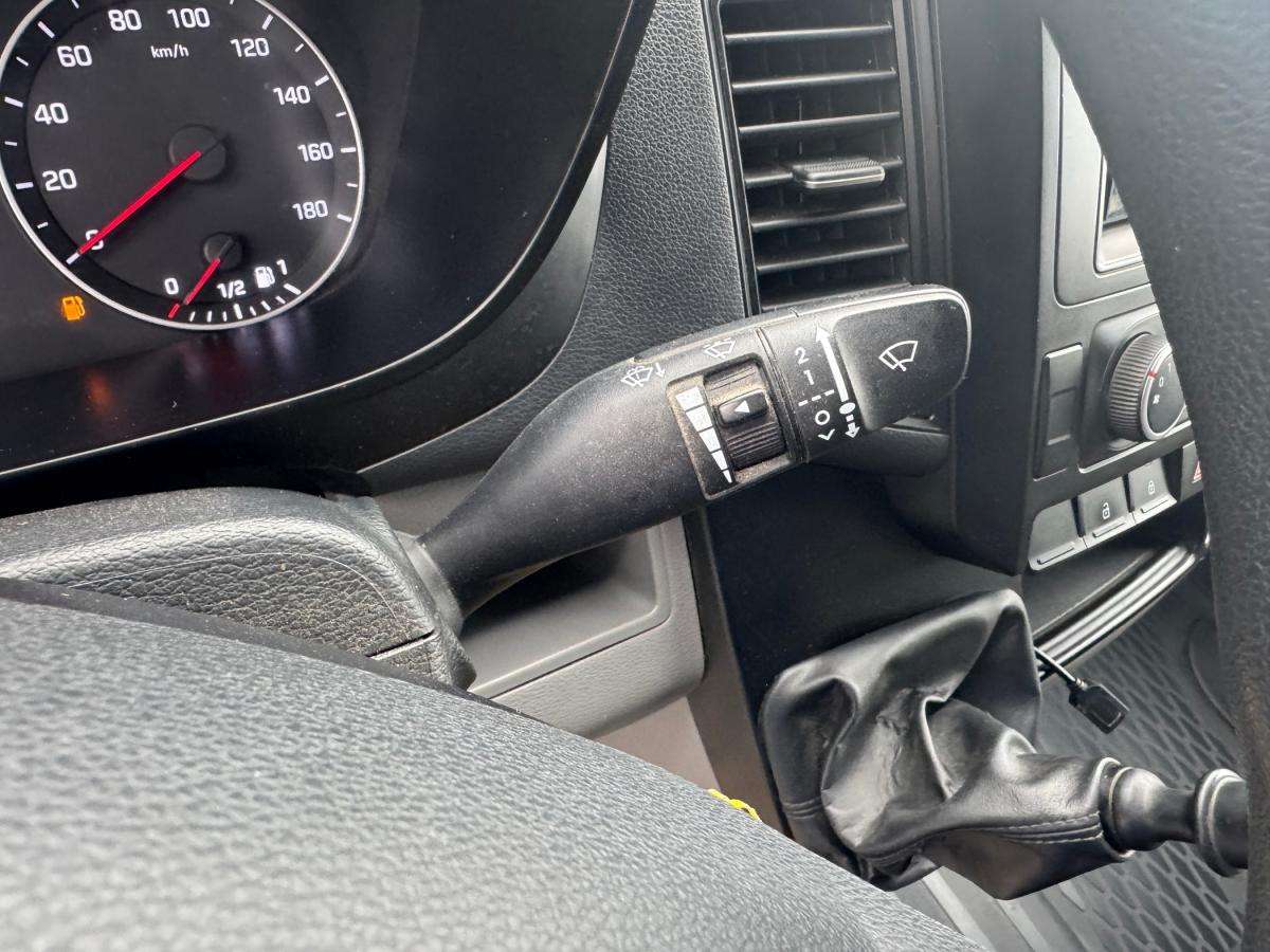 hyundai-h350-2019-diesel-2497cc