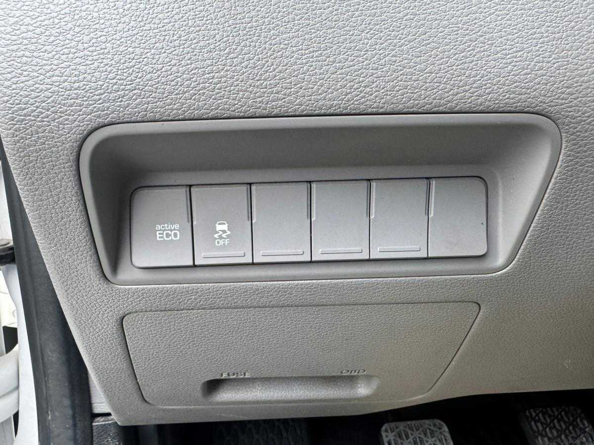 hyundai-h350-2019-diesel-2497cc