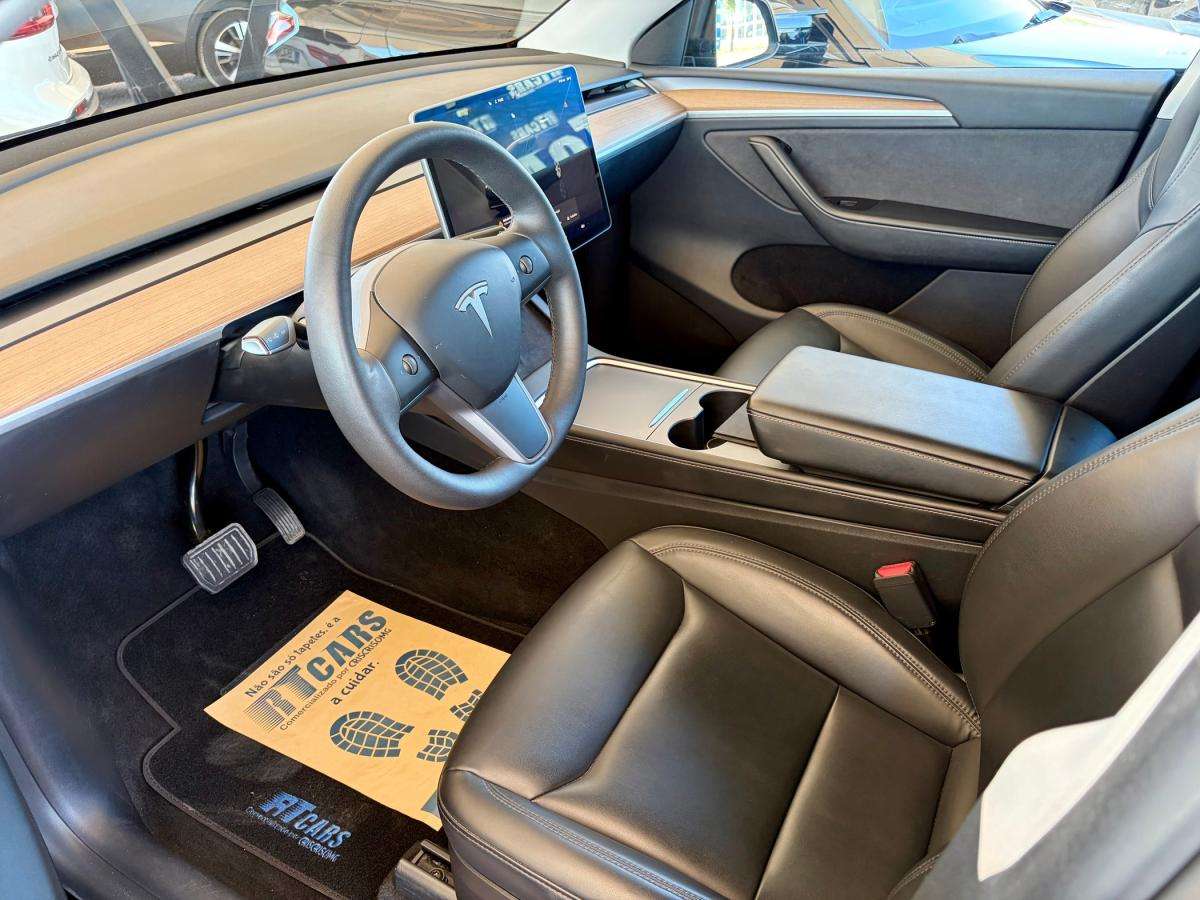 tesla-model-y-2022-eletrico-0cc