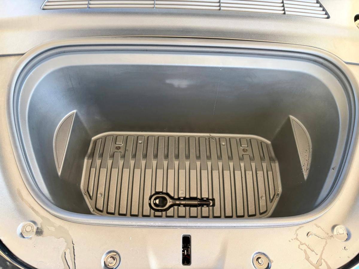 tesla-model-y-2022-eletrico-0cc
