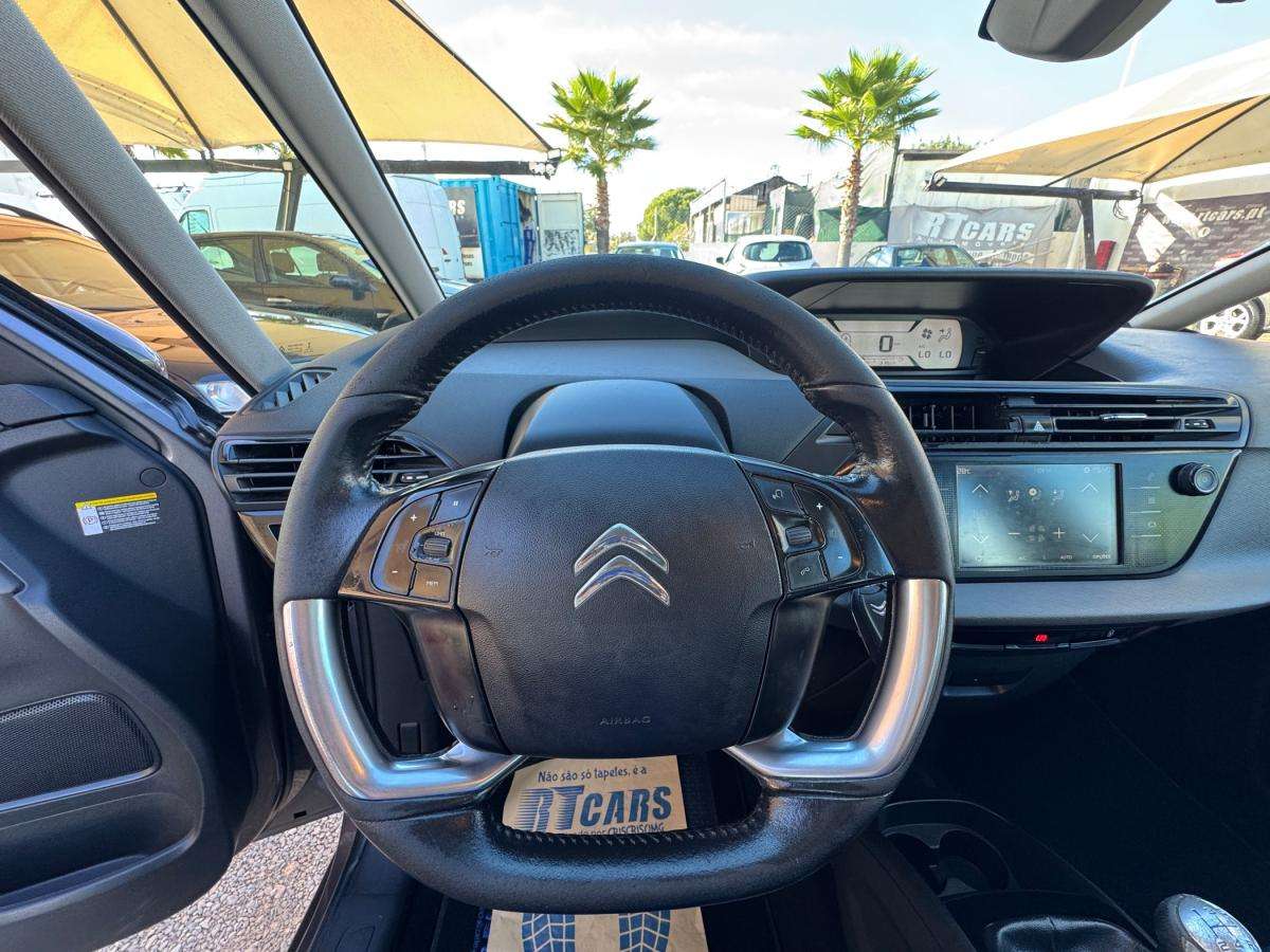 citroen-c4-grand-picasso-2018-diesel-1560cc
