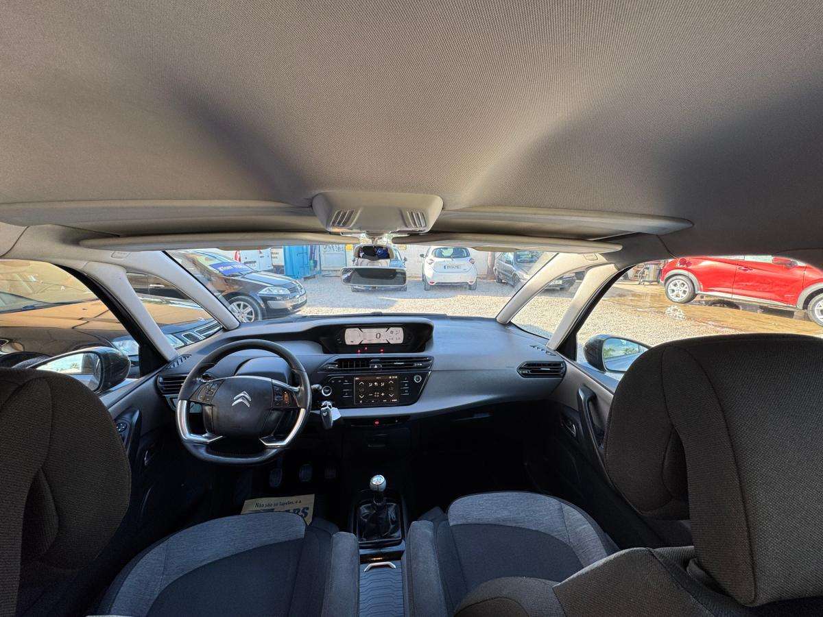 citroen-c4-grand-picasso-2018-diesel-1560cc