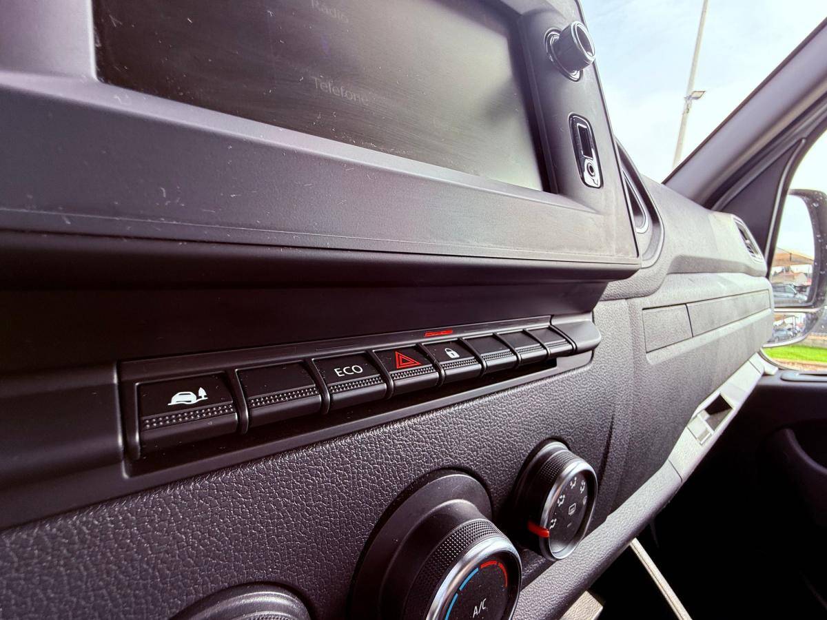 renault-master-2022-diesel-2299cc