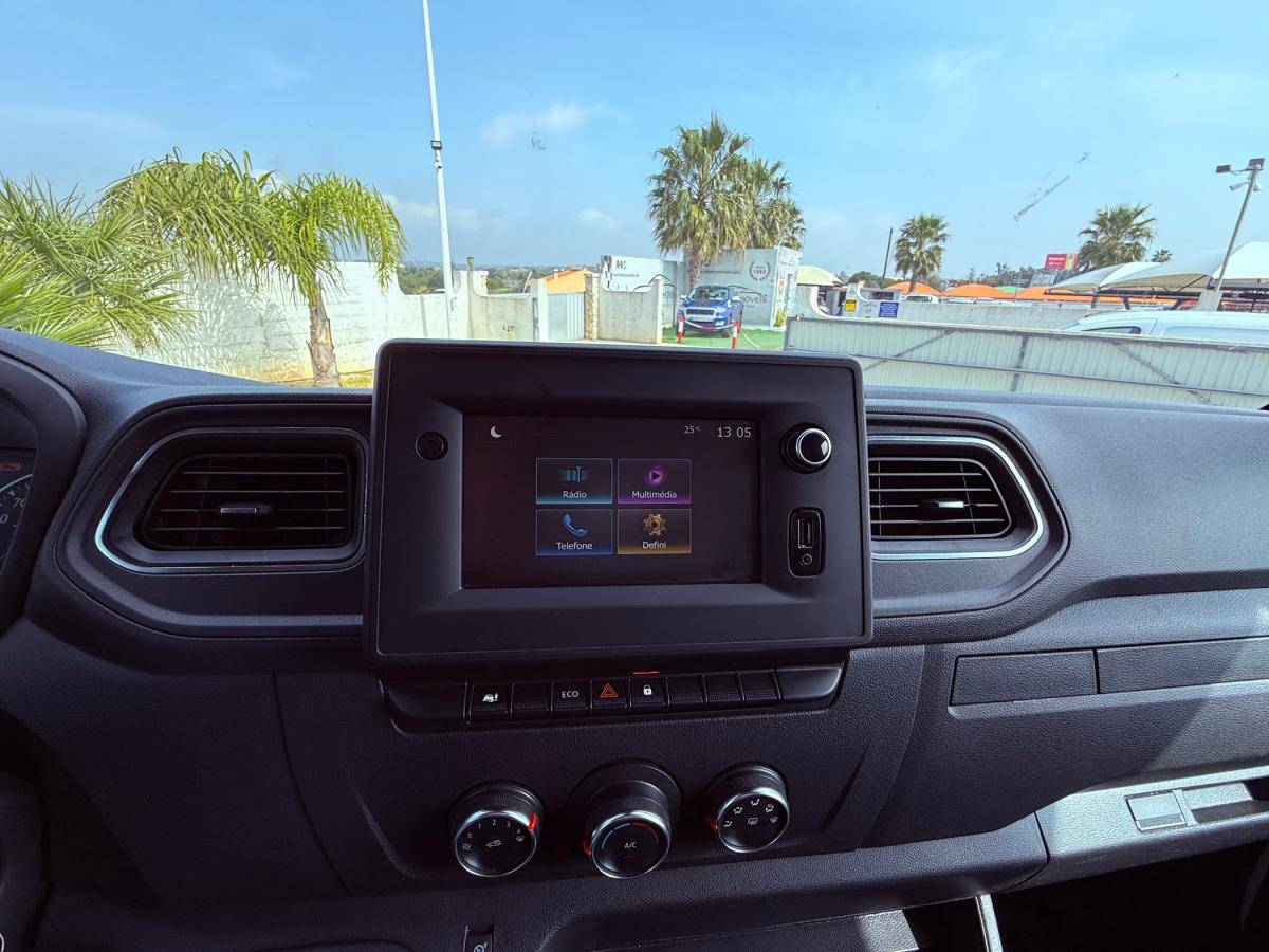 renault-master-2022-diesel-2299cc