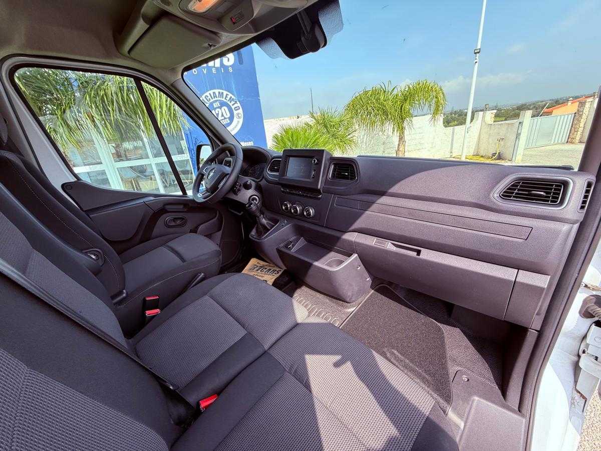 renault-master-2022-diesel-2299cc