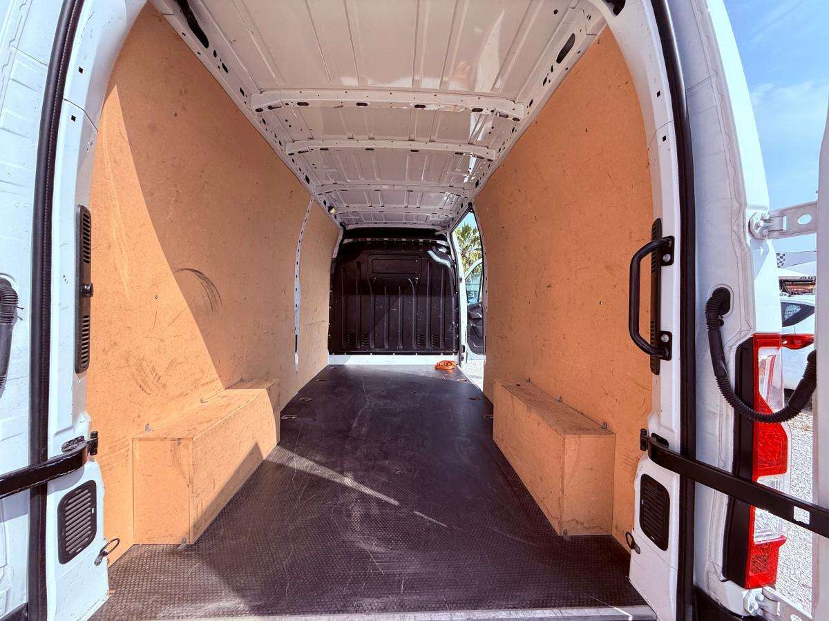 renault-master-2022-diesel-2299cc