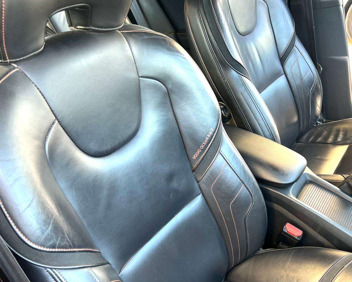 volvo-v40-2015-diesel-1560cc