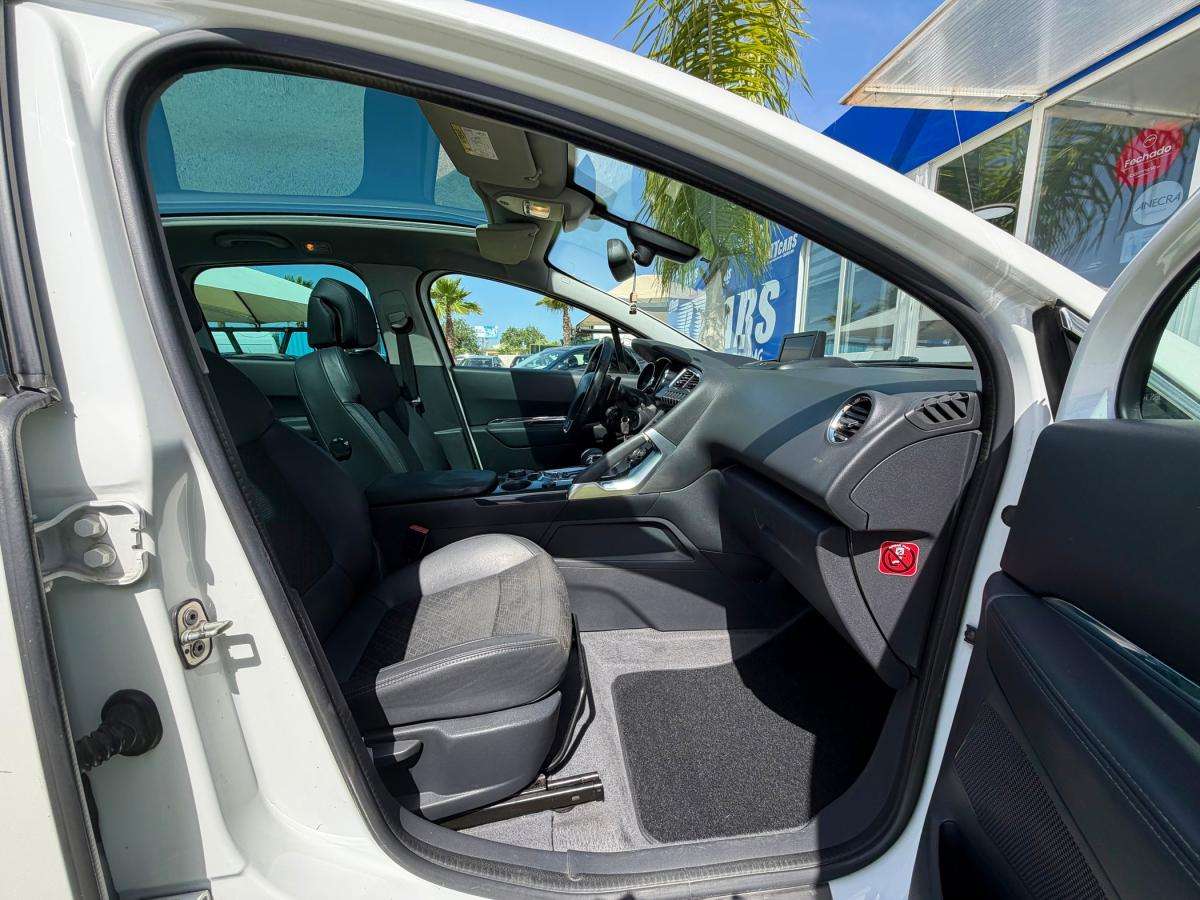 peugeot-3008-2014-hibrido-a-diesel-1997cc