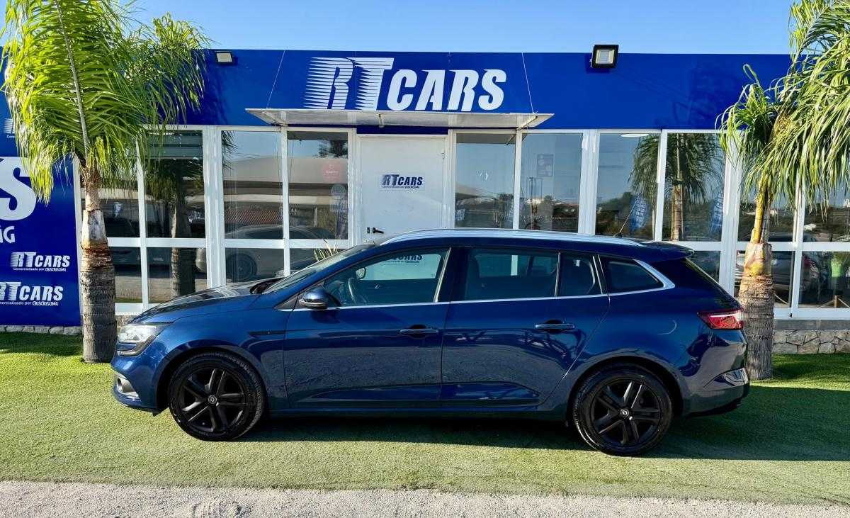 renault-megane-sport-tourer-2021-diesel-1461cc
