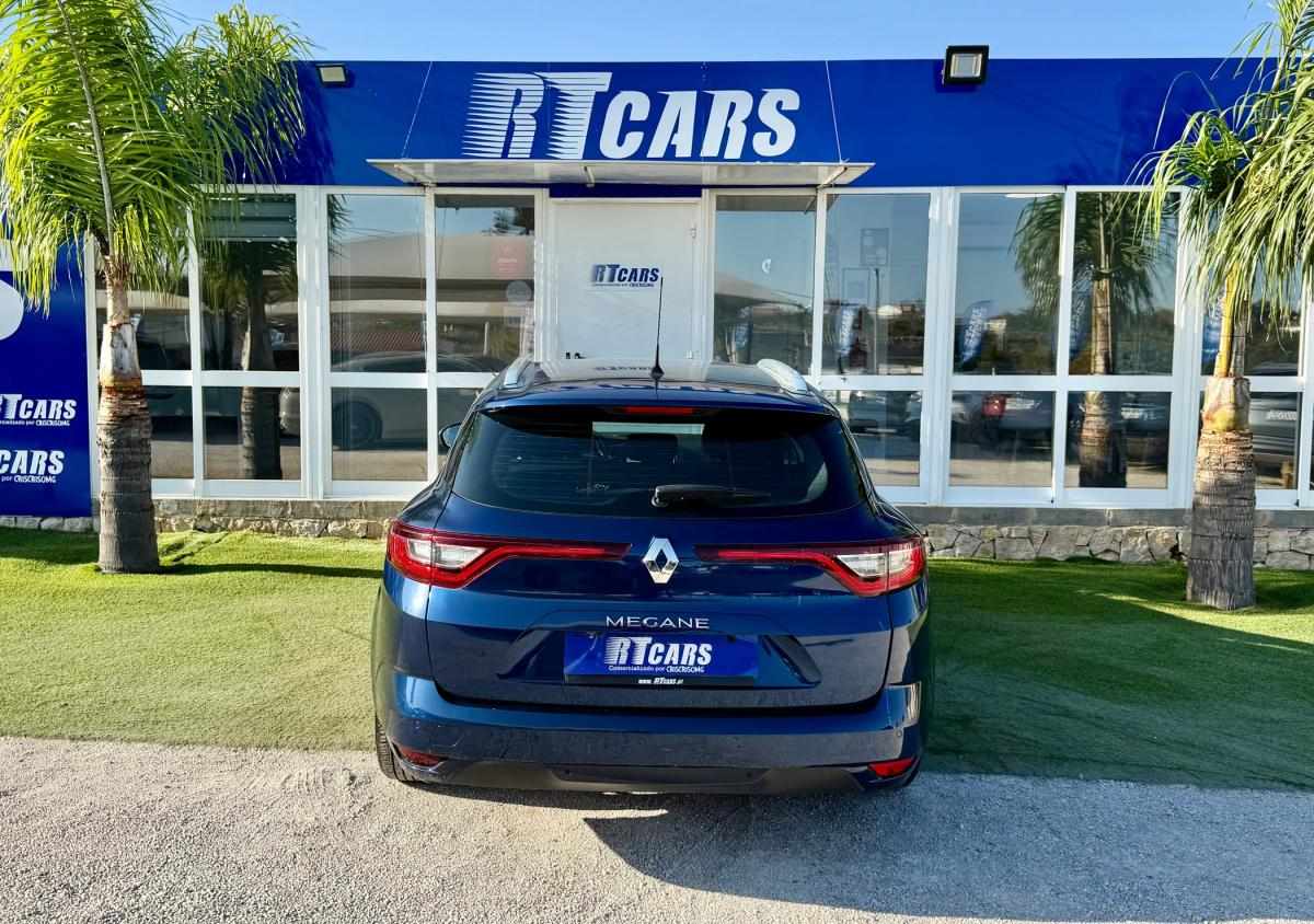 renault-megane-sport-tourer-2021-diesel-1461cc