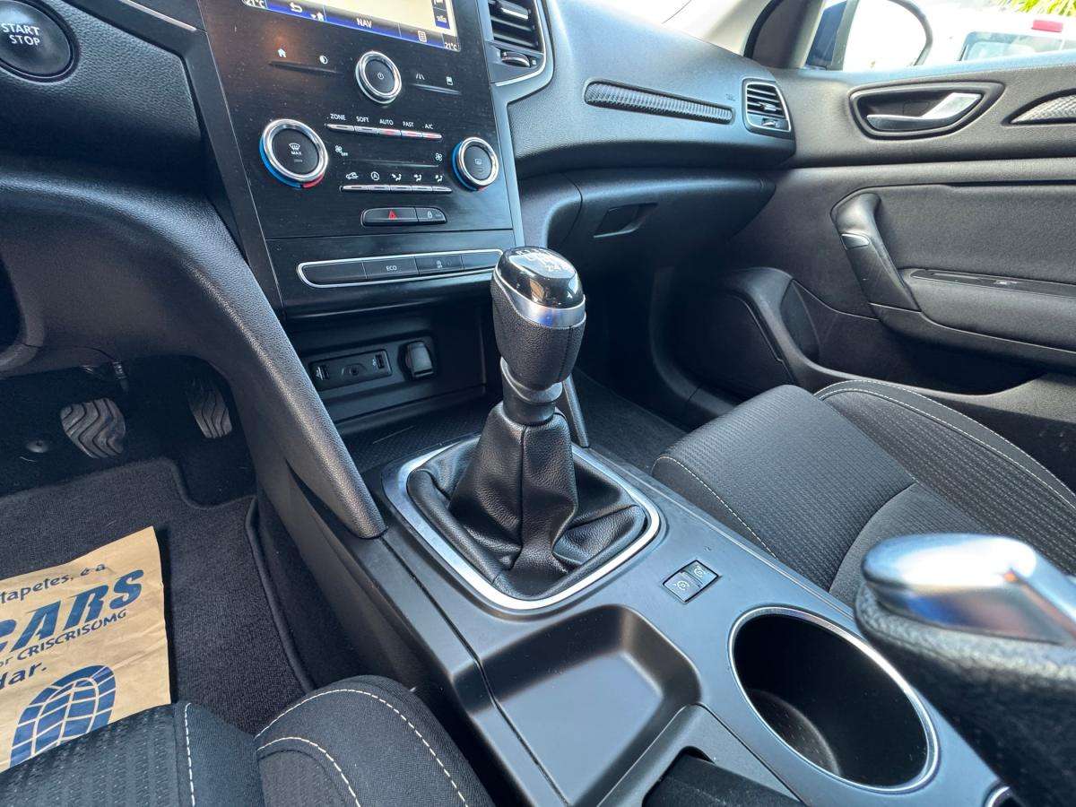 renault-megane-sport-tourer-2021-diesel-1461cc